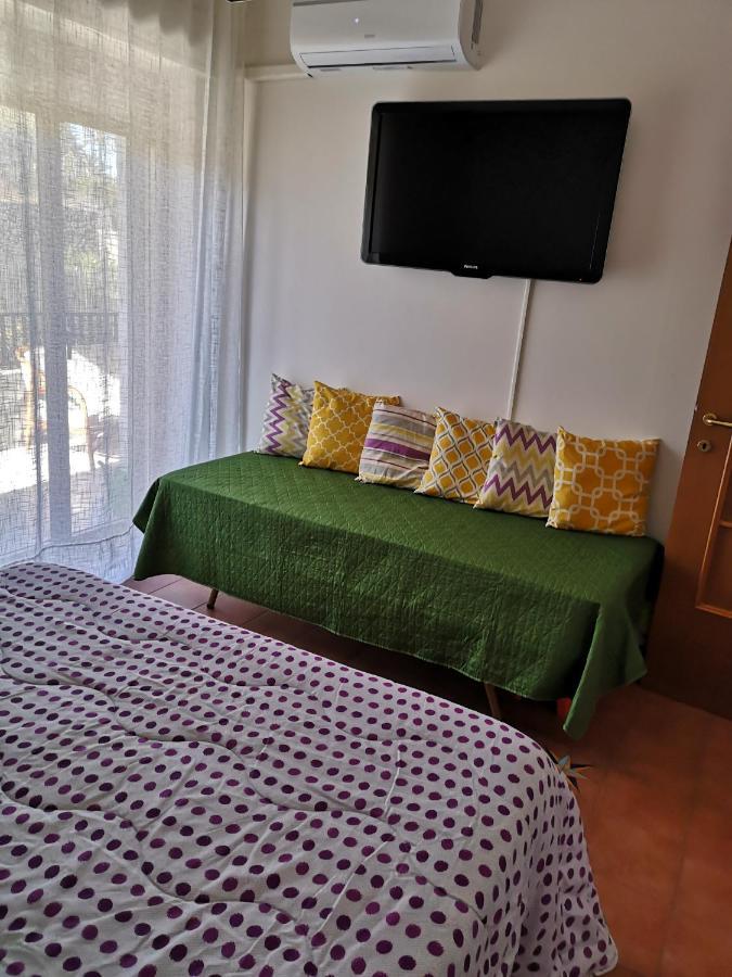 אצ'י קסטלו La Lampara Apartment מראה חיצוני תמונה