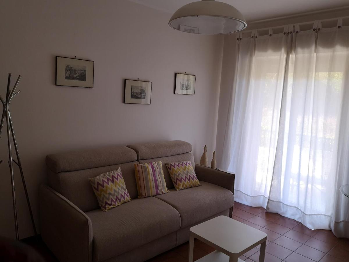 אצ'י קסטלו La Lampara Apartment מראה חיצוני תמונה