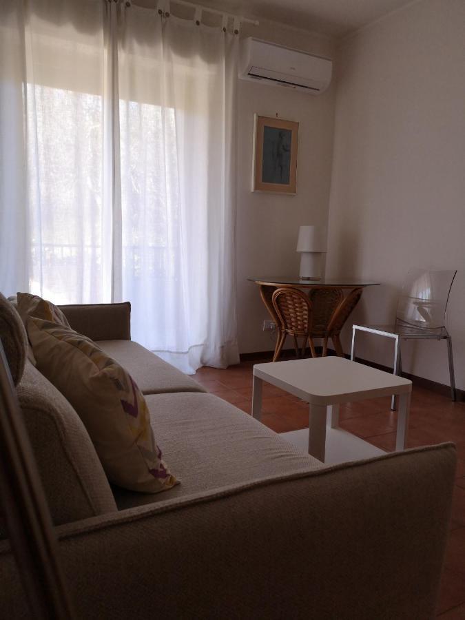 אצ'י קסטלו La Lampara Apartment מראה חיצוני תמונה