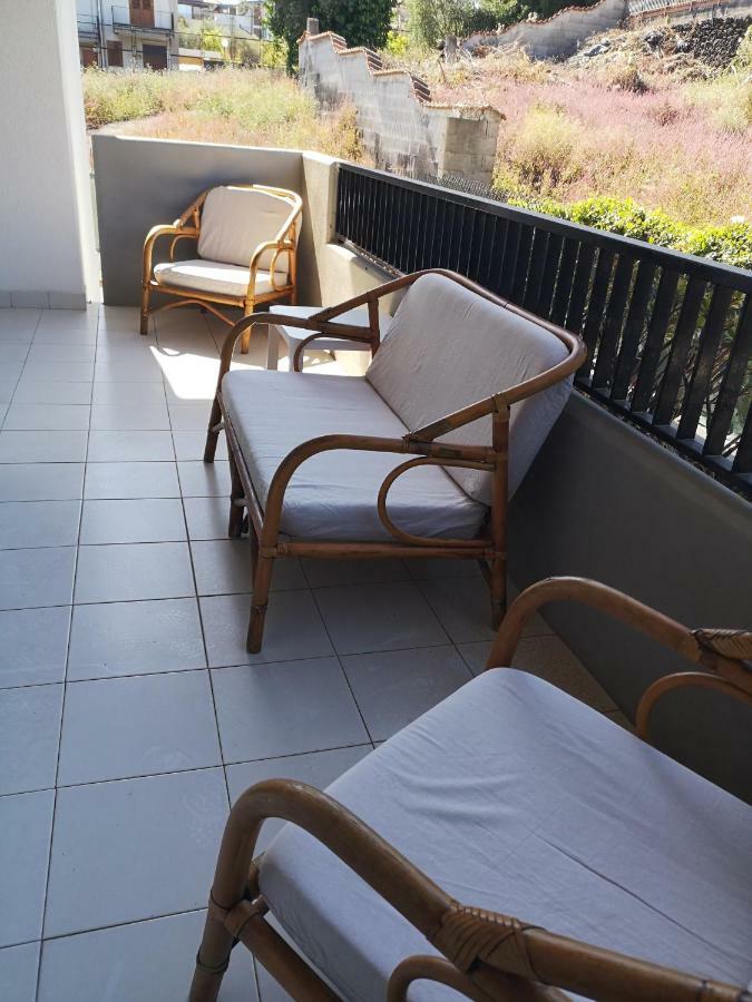 אצ'י קסטלו La Lampara Apartment מראה חיצוני תמונה