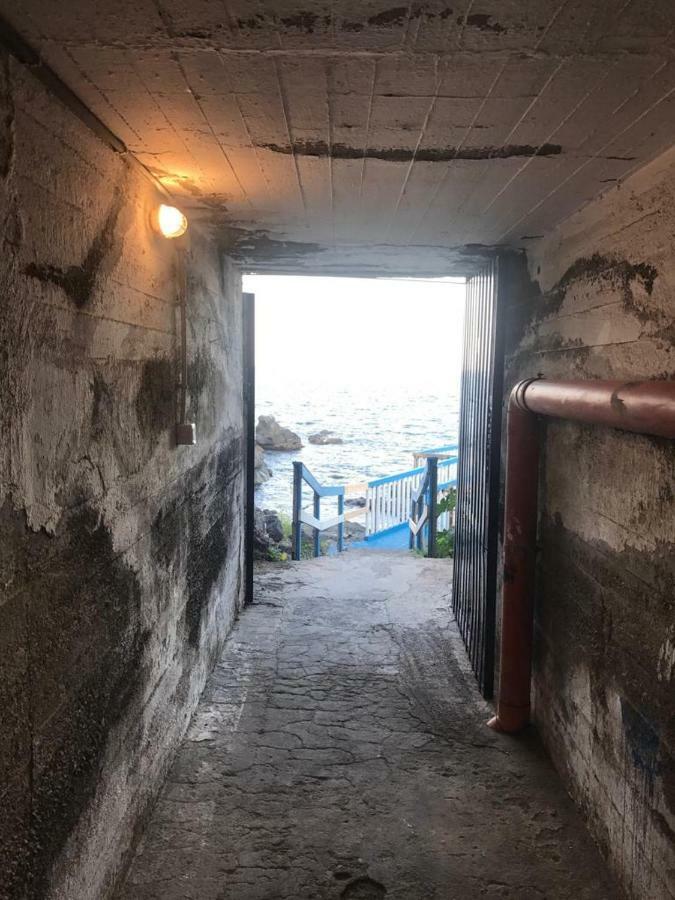 אצ'י קסטלו La Lampara Apartment מראה חיצוני תמונה